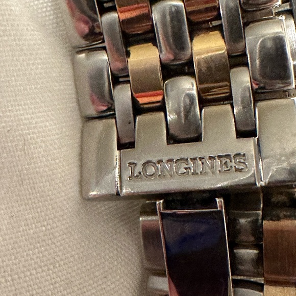 Women’s Longines 18k gold automatic 13 diamonds watch cards receipt 3200. - Picture 8 of 16